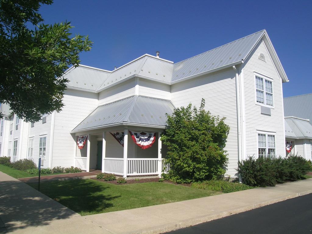 Amish Inn Nappanee Exterior foto